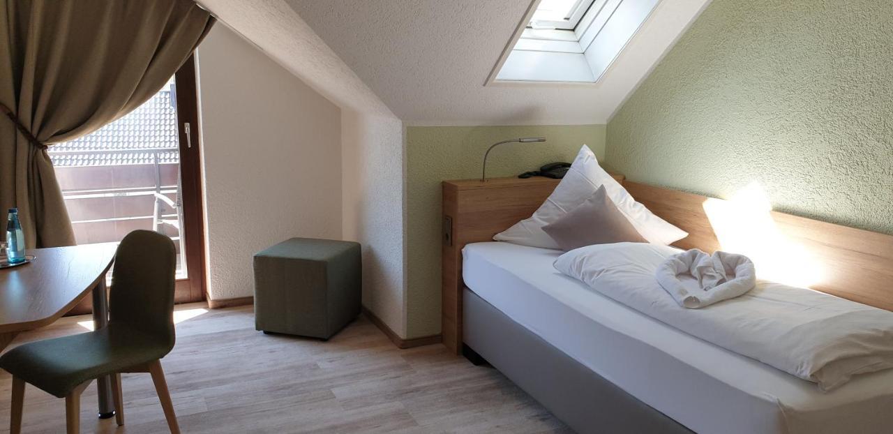 Schoenenberger Hof Orsingen-Nenzingen Oda fotoğraf